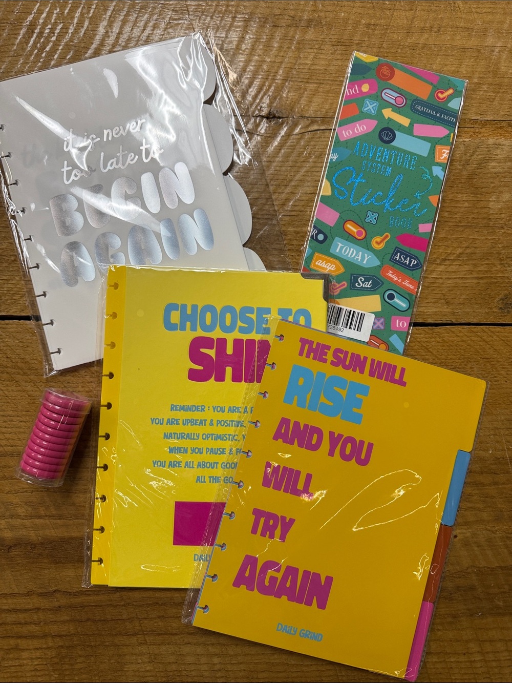 Nwt Daily Grind Planner, dividers and system sticker book